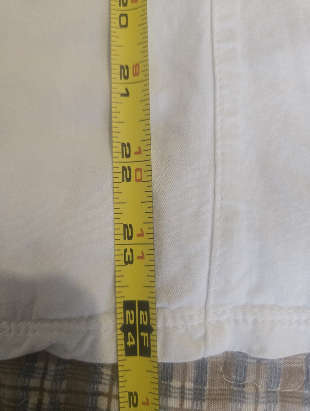 Nine West White Split V-Neck Blouse Size M - Picture 4 of 6